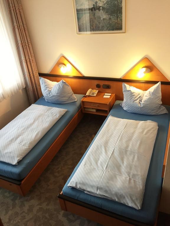 Hotel Ambassador Bonn Rum bild